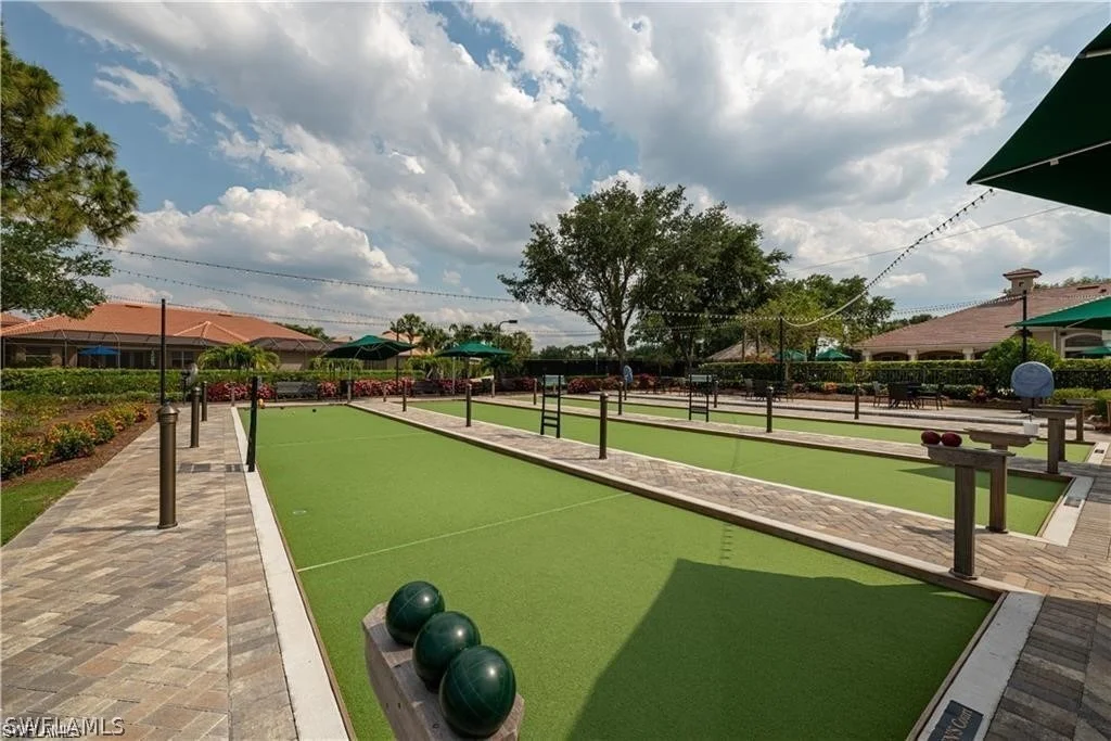 Photo of 5835 Persimmon Way