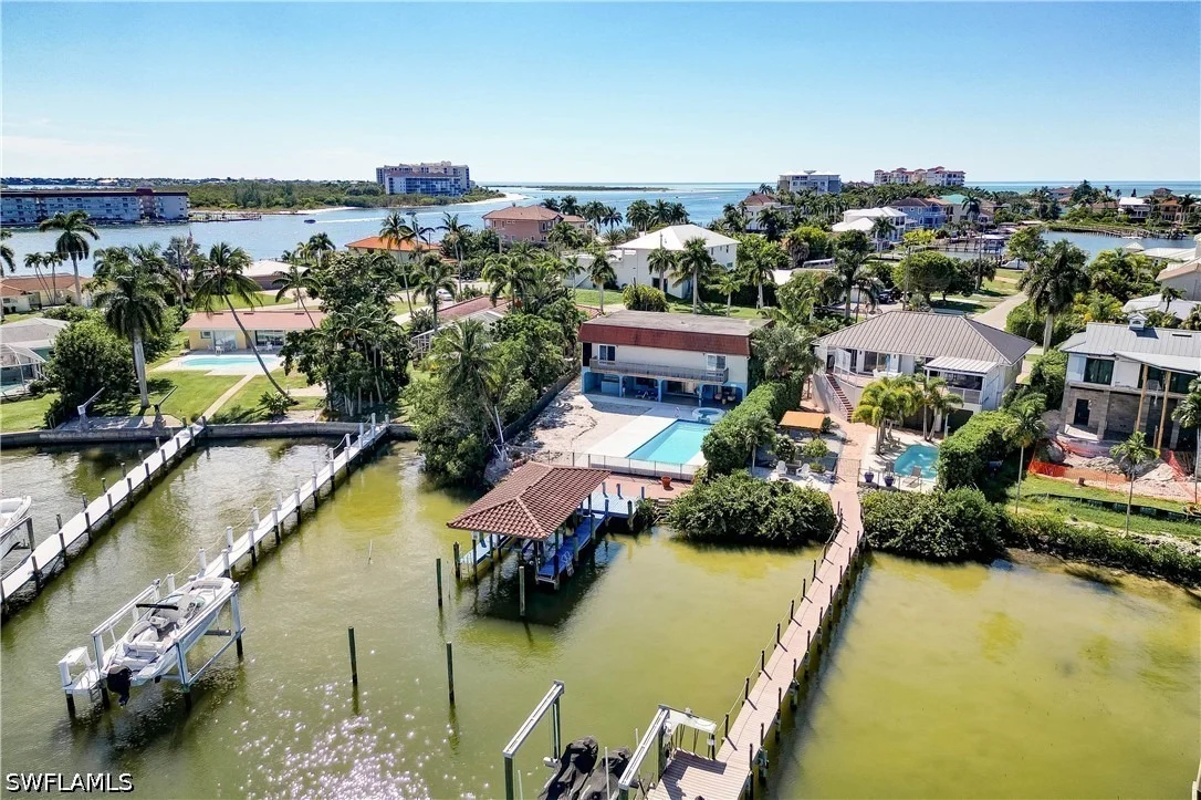Photo of 11 Capri Boulevard