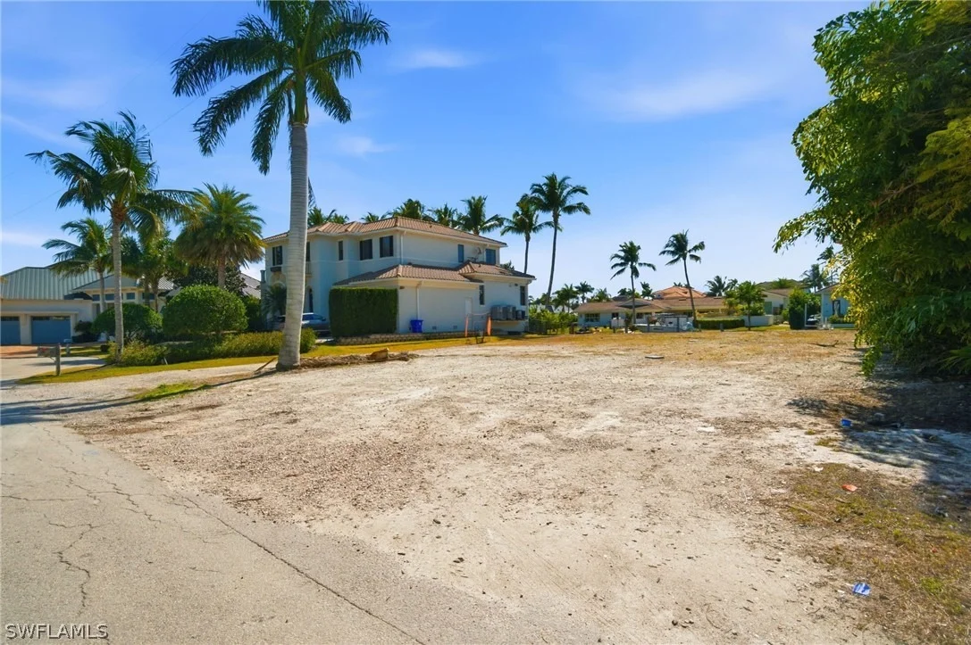 Photo of 1670 Dolphin Court