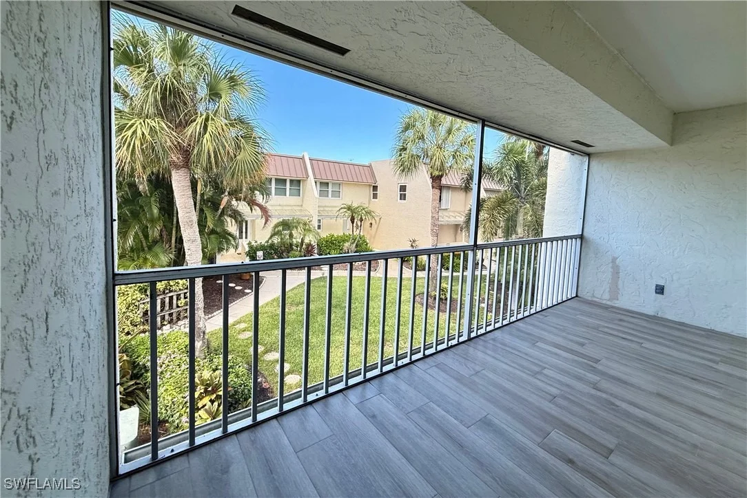 Photo of Unit 534 at 800 River Point Drive