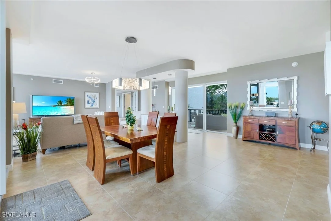 Photo of Unit 206 at 700 La Peninsula Boulevard
