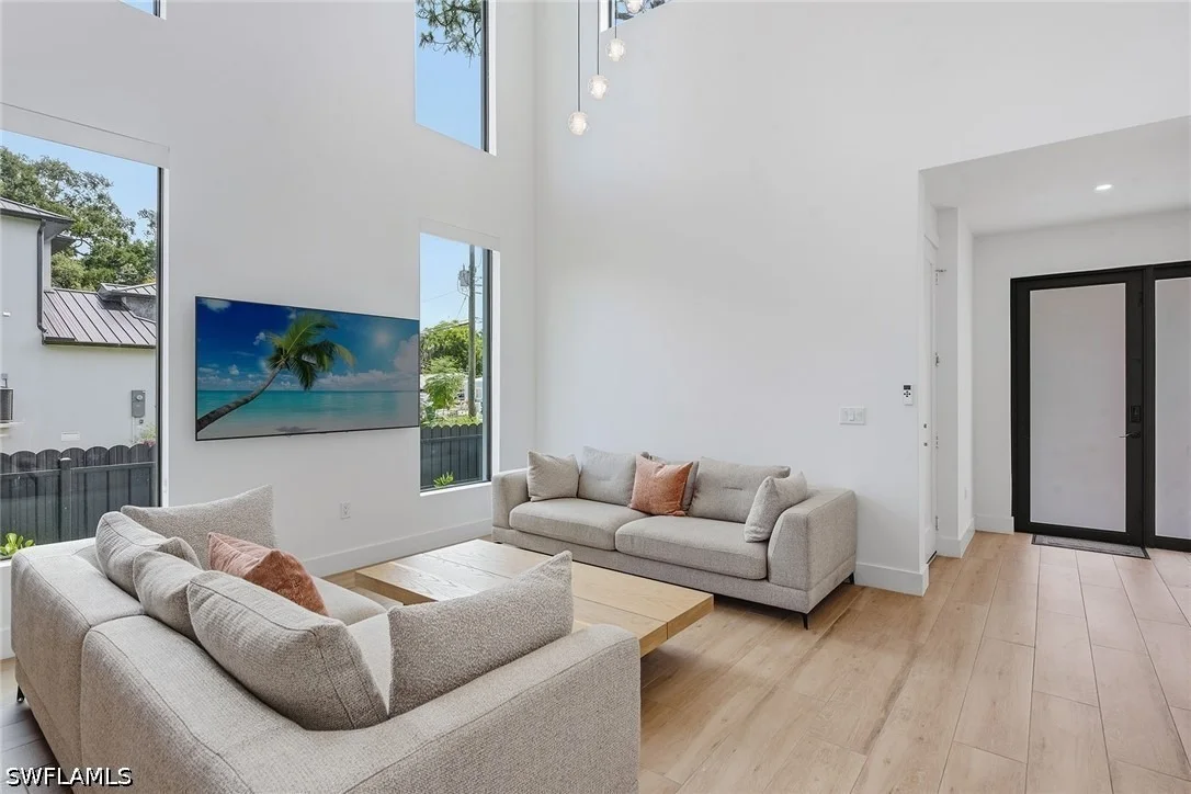 Photo of 3384 Canal Street