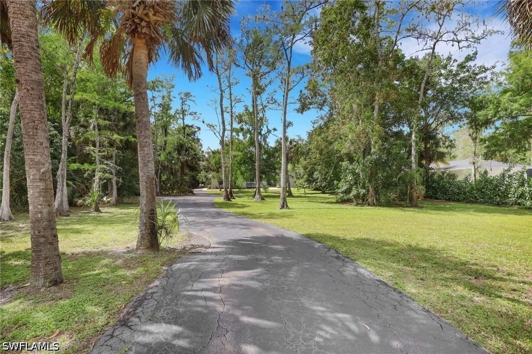 Photo of 5810 Lancewood Way