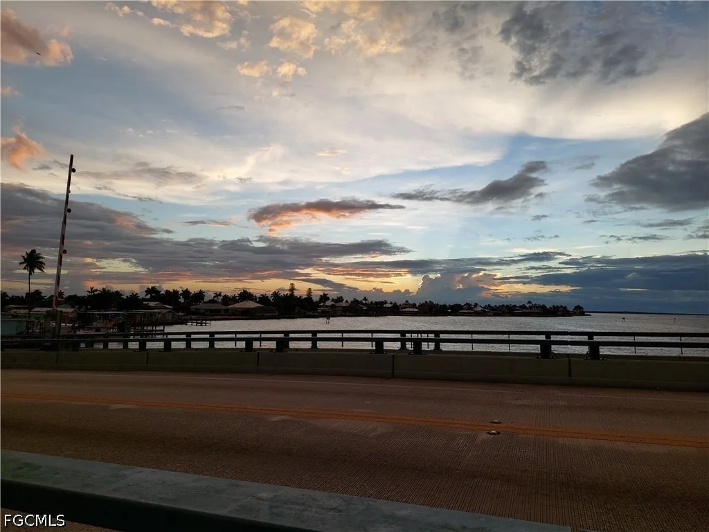 Photo of 2607 Bayshore Drive