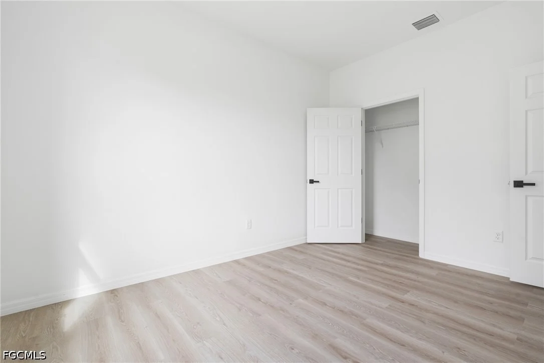 Photo of 566 Woodview Drive