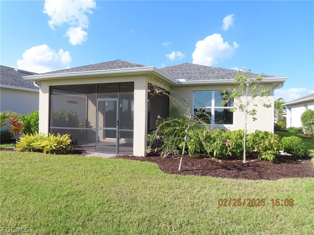 Photo of 42090 Edgewater Drive