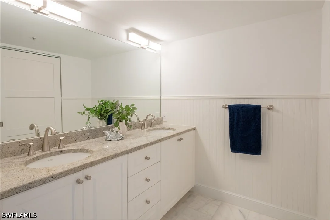 Photo of Unit 1002 at 6825 Grenadier Boulevard