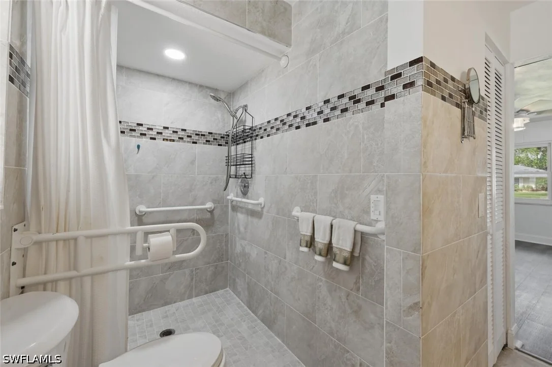 Photo of 156 Marseille Drive