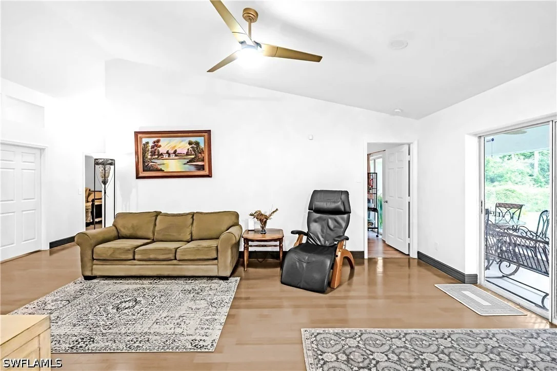 Photo of 280 14th Street SE