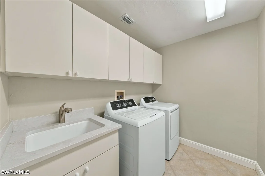 Photo of 250 S Golf Drive