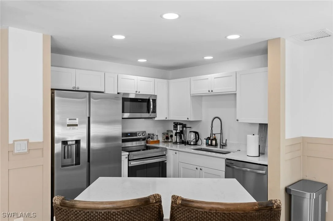 Photo of 723 Park Avenue