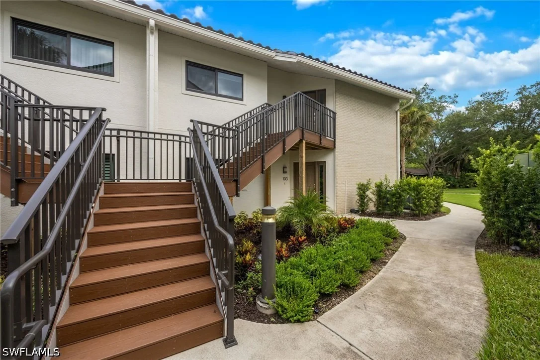 Photo of Unit 203 at 792 Eagle Creek Drive