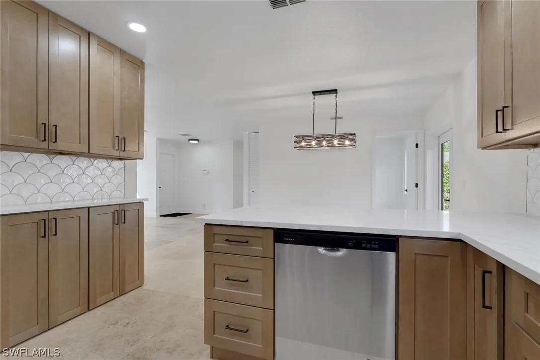 Photo of 3371 8th Avenue SE