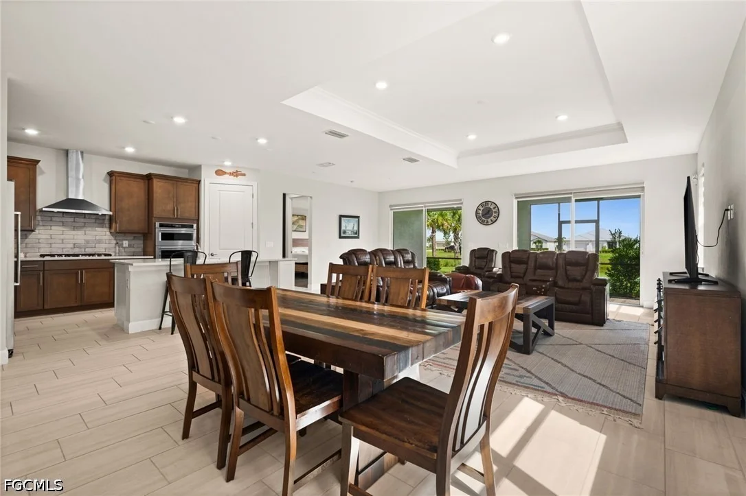 Photo of 42364 Edgewater Drive