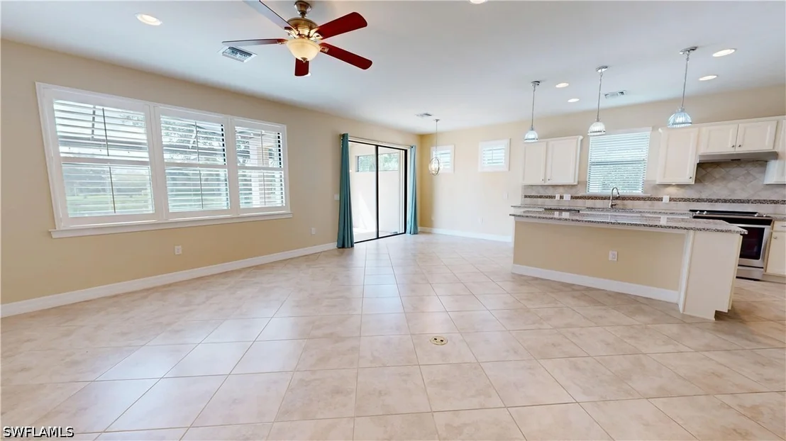 Photo of 6264 Victory Drive