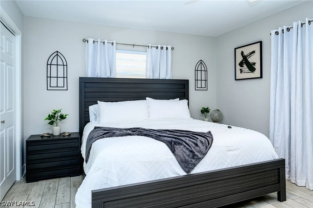 Photo of 810 103rd Avenue N