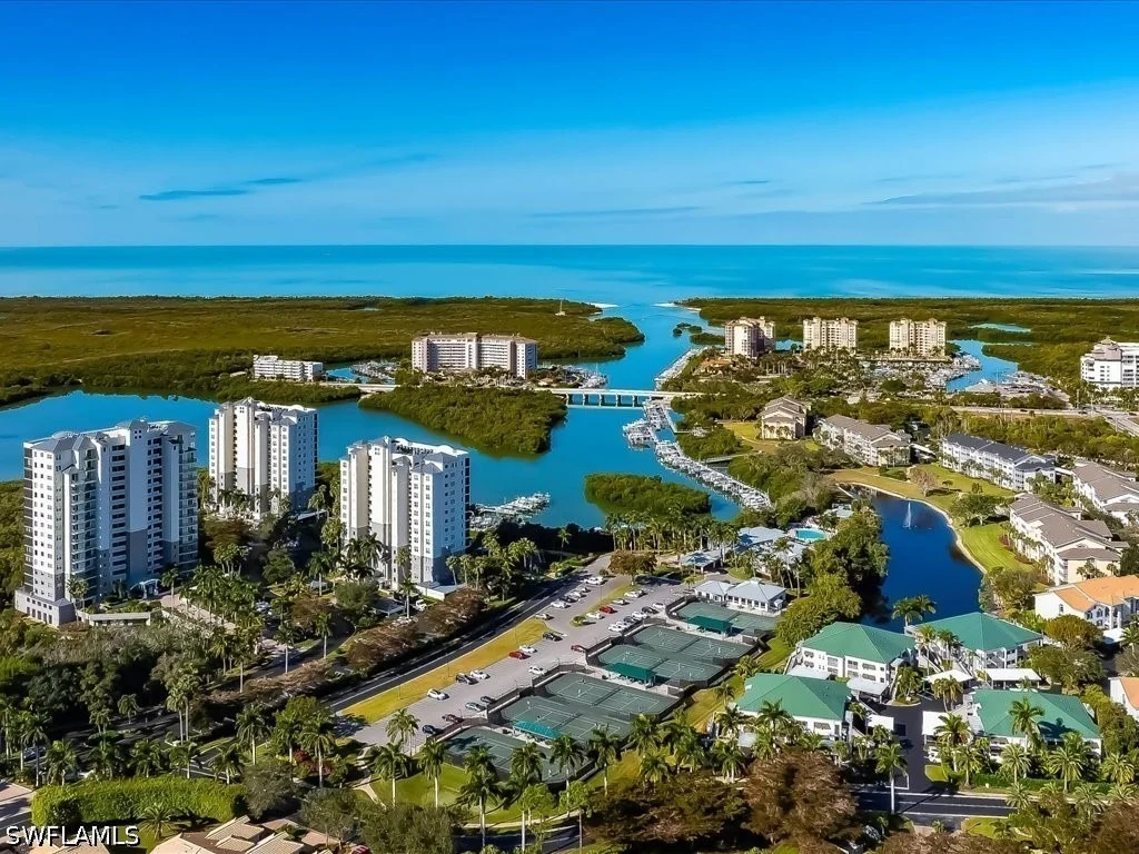 Photo of Unit 101 at 905 Carrick Bend Circle