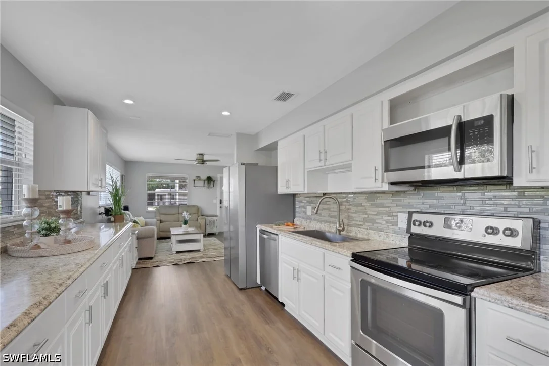 Photo of 862 95th Avenue N