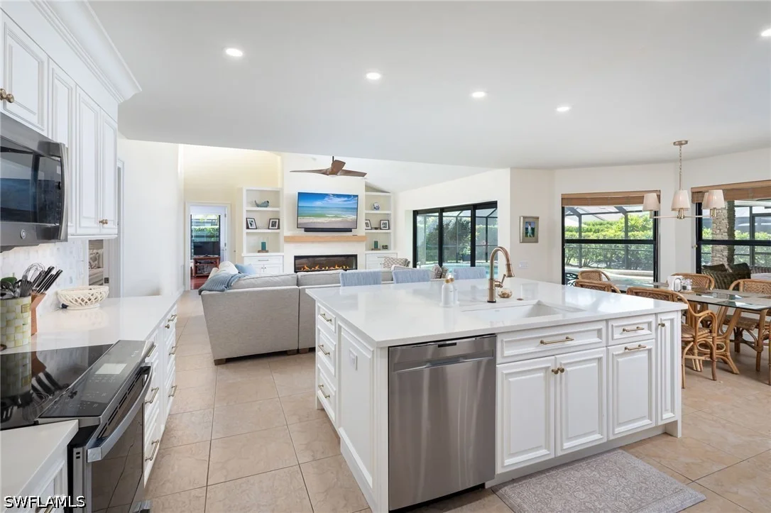 Photo of 196 Monterey Drive