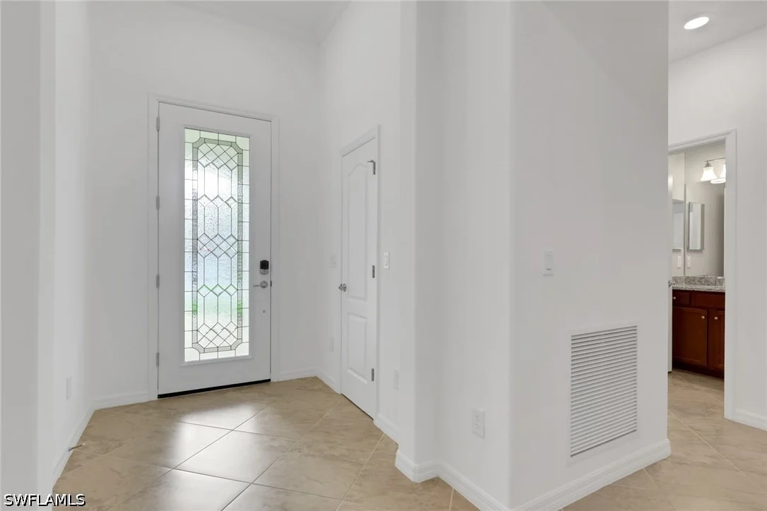 Photo of 9469 Foxglove Lane