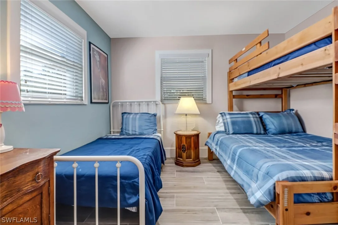 Photo of 3470 Lakeview Drive