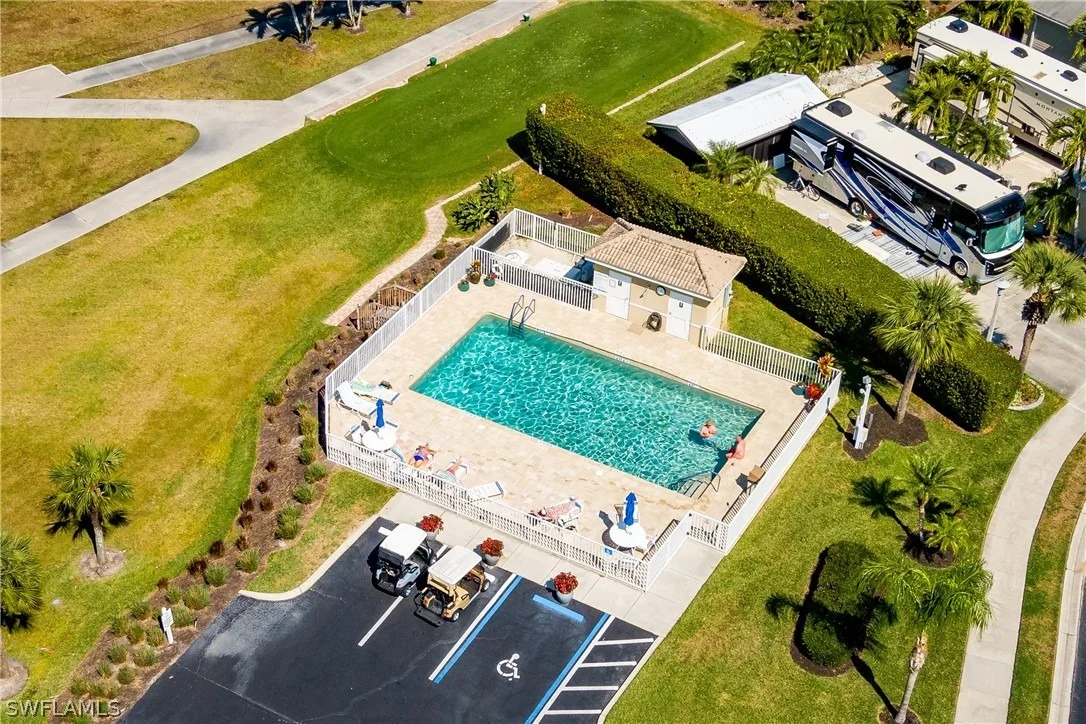 Photo of 1076 Diamond Lake Circle