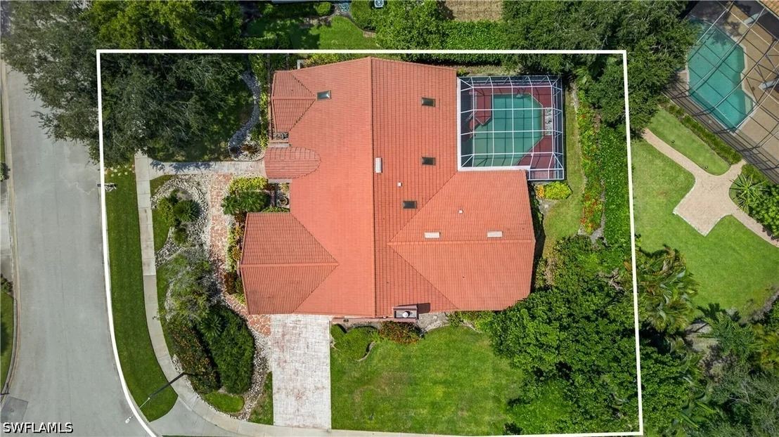 Photo of 240 Stonegate Court