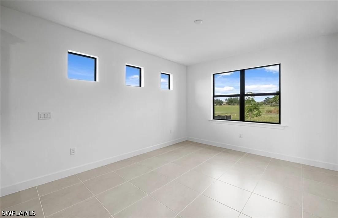 Photo of 17032 Bishop Boulevard