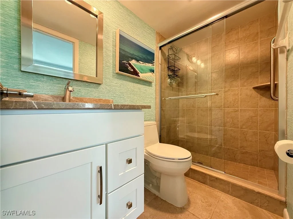 Photo of Unit 534 at 800 River Point Drive