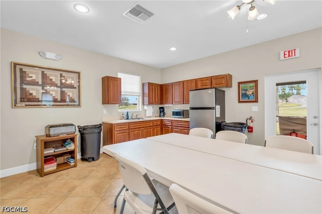 Photo of 1210 Riverbend Drive