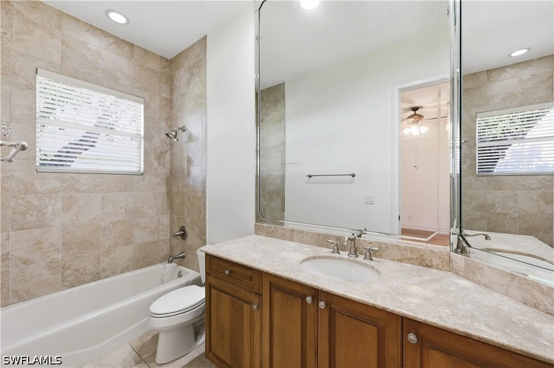 Photo of 1687 Persimmon Drive