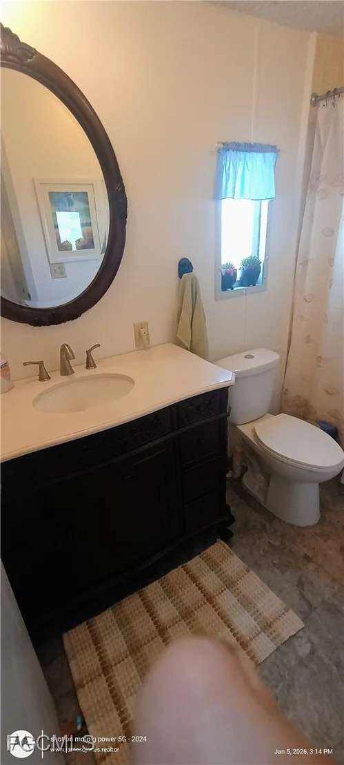 Photo of 133 Belle Isle Circle