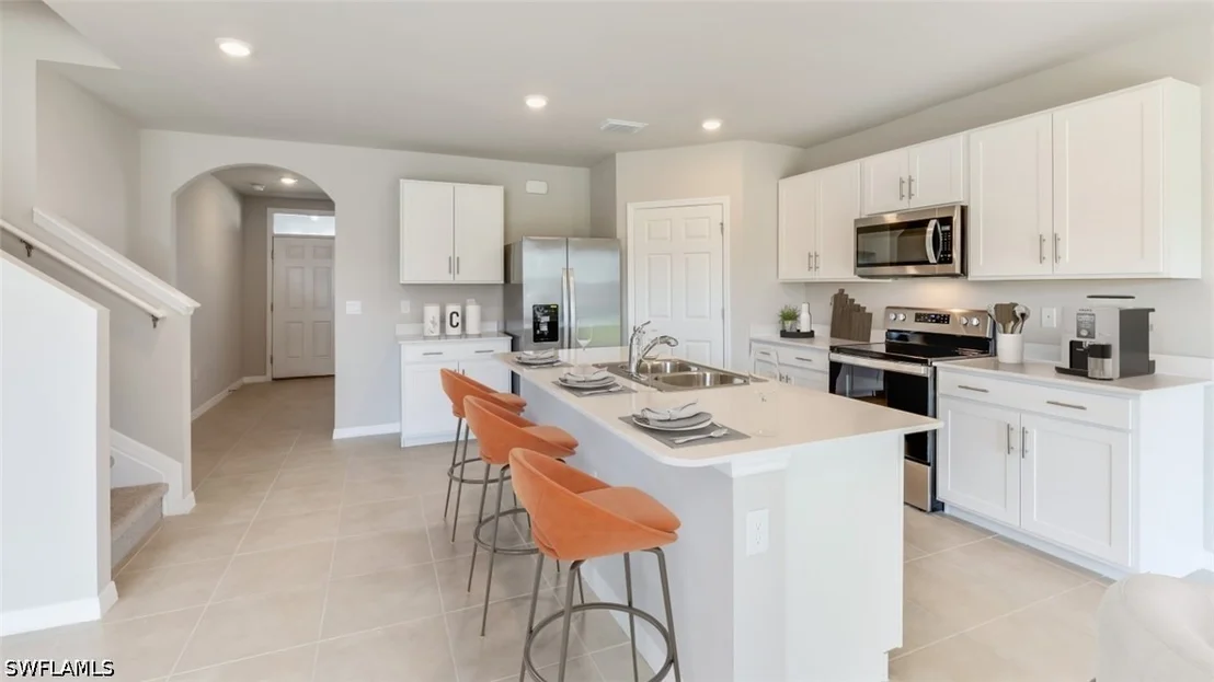 Photo of 17782 SHADE TREE Loop