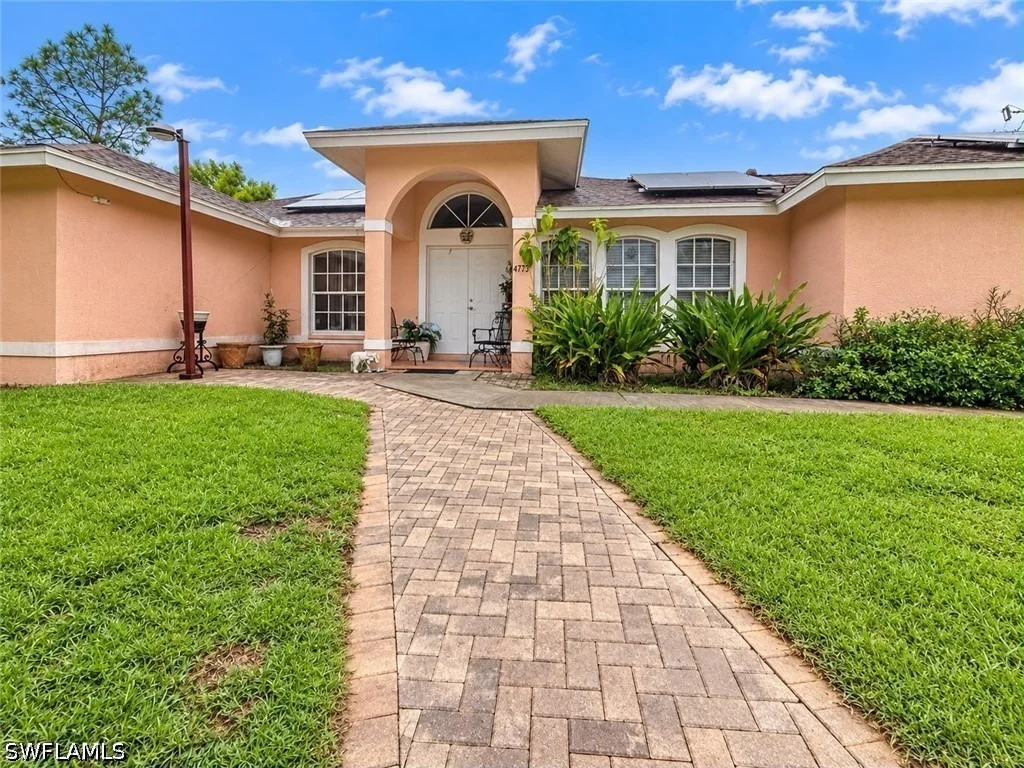 Photo of 4775 Everglades Boulevard N