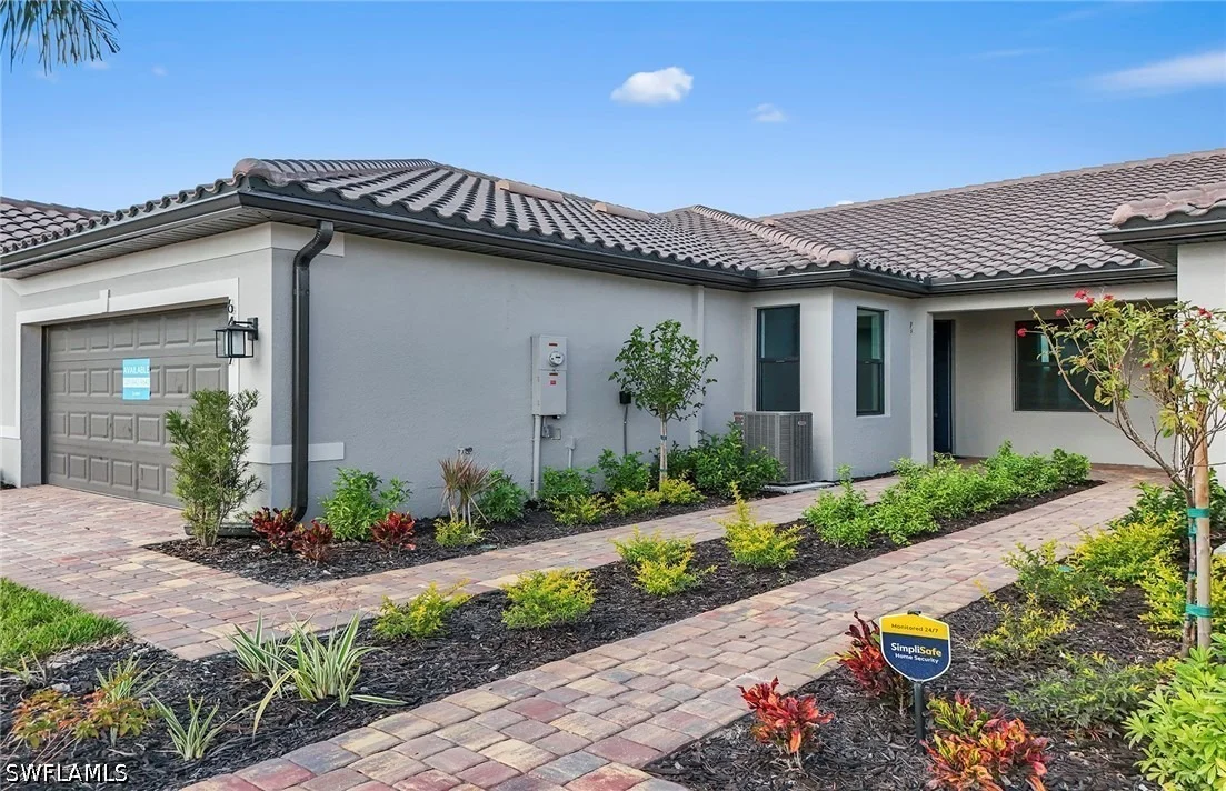 Photo of 6423 Memorial Lane