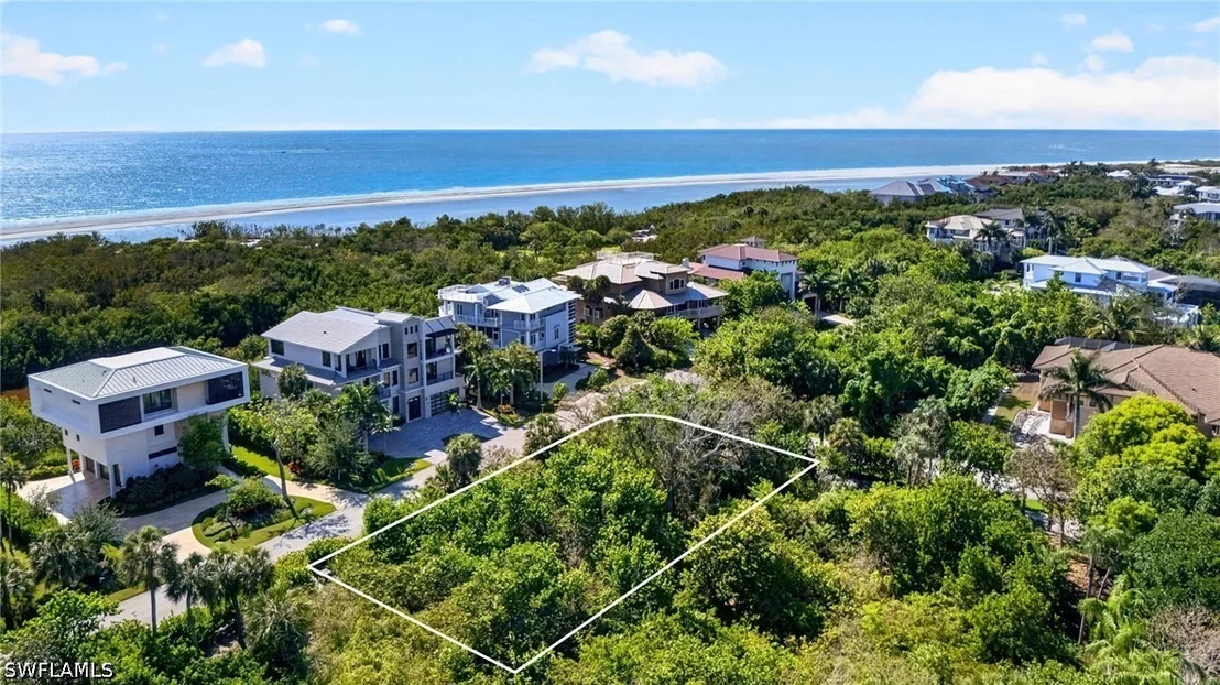 Photo of 707 Waterside Drive