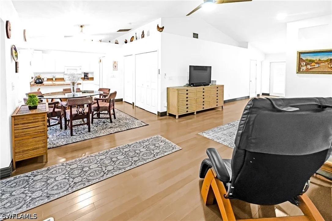 Photo of 280 14th Street SE