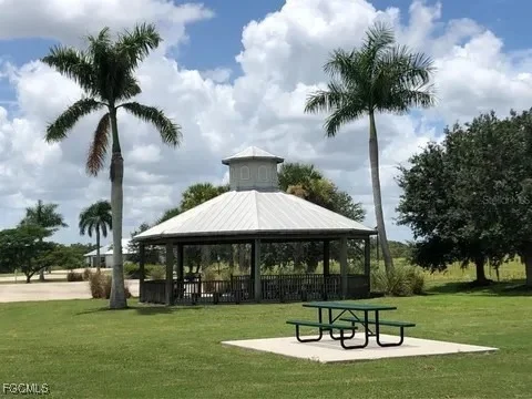 Photo of 2114 Silk Bay Boulevard