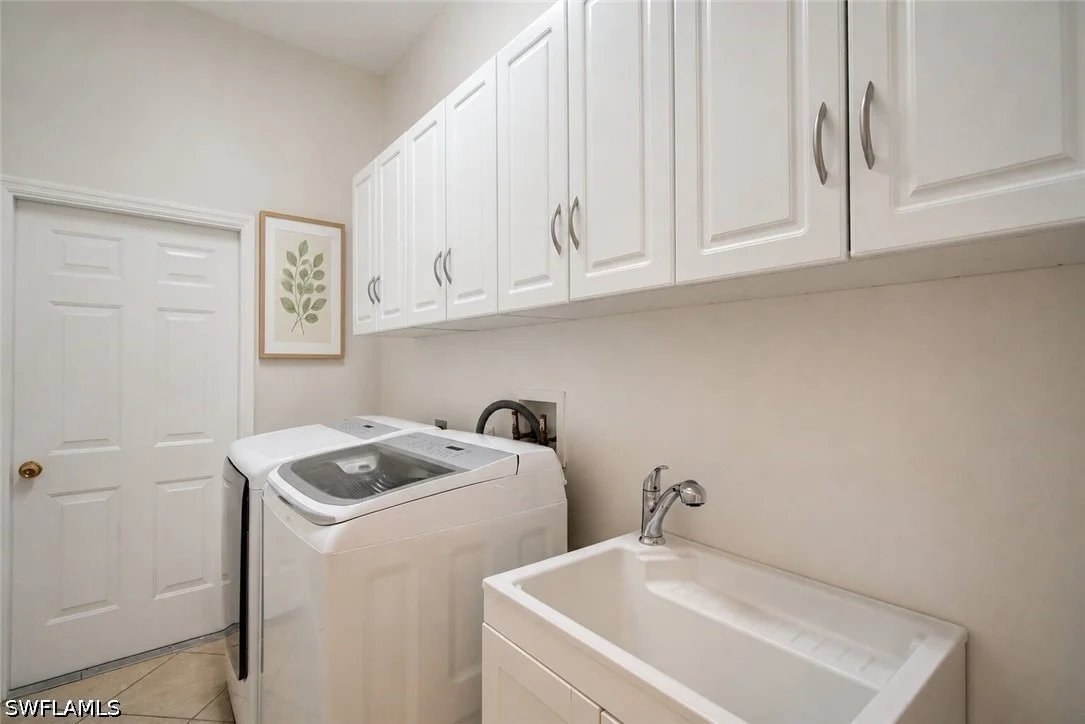 Photo of 3741 6th Avenue SE