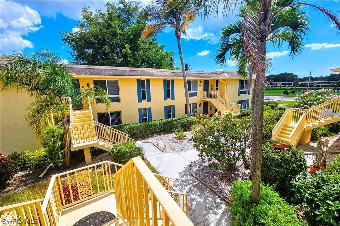 Photo of Unit 732 at 355 Palm Drive