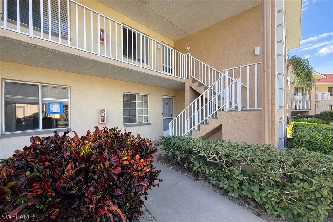 Photo of Unit E104 at 534 Augusta Boulevard