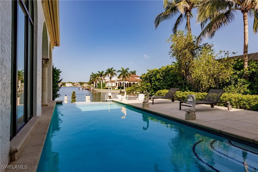 Photo of 2450 Tarpon Road