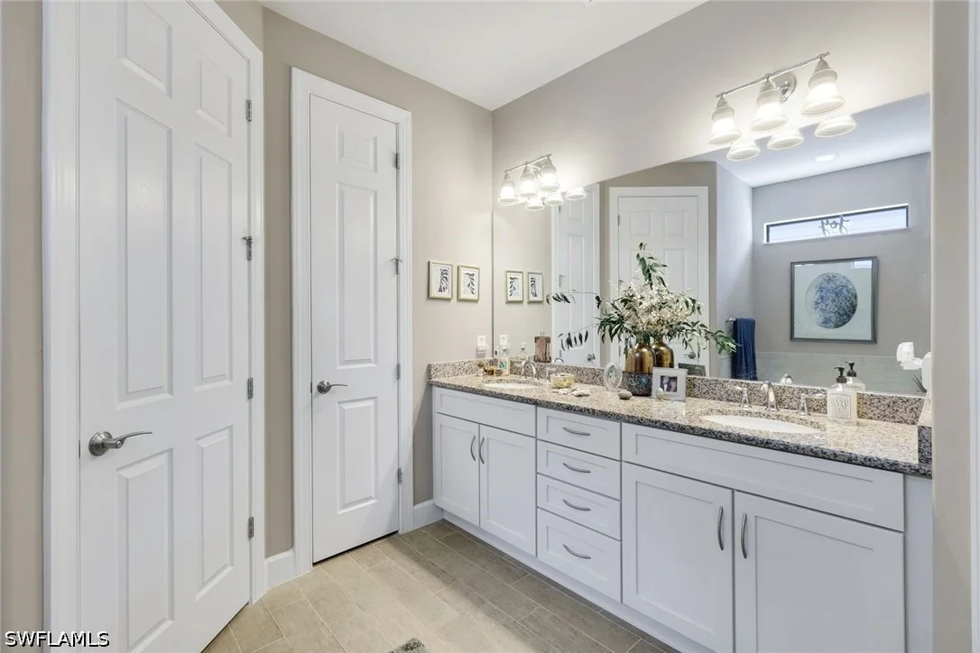 Photo of 16345 Camden Lakes Circle