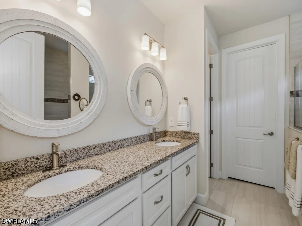 Photo of 4010 E Hampton Circle
