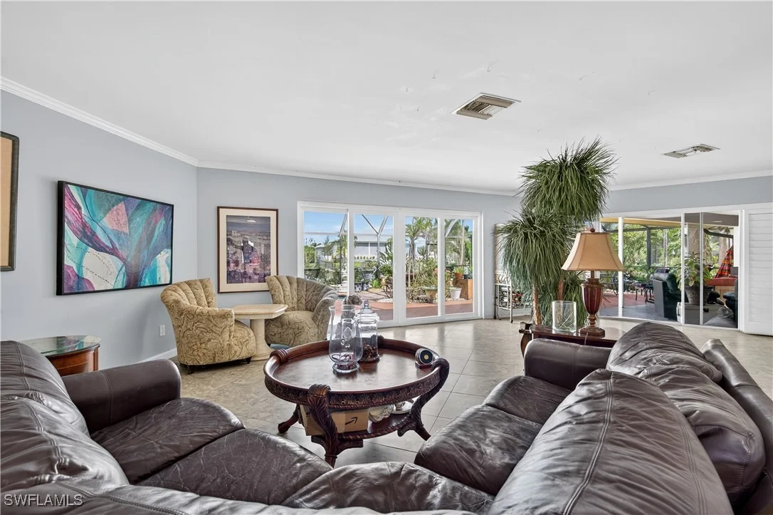 Photo of 931 Scott Drive