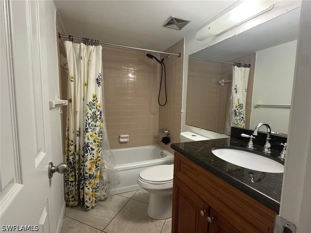 Photo of Unit 21 at 4900 Biscayne Drive