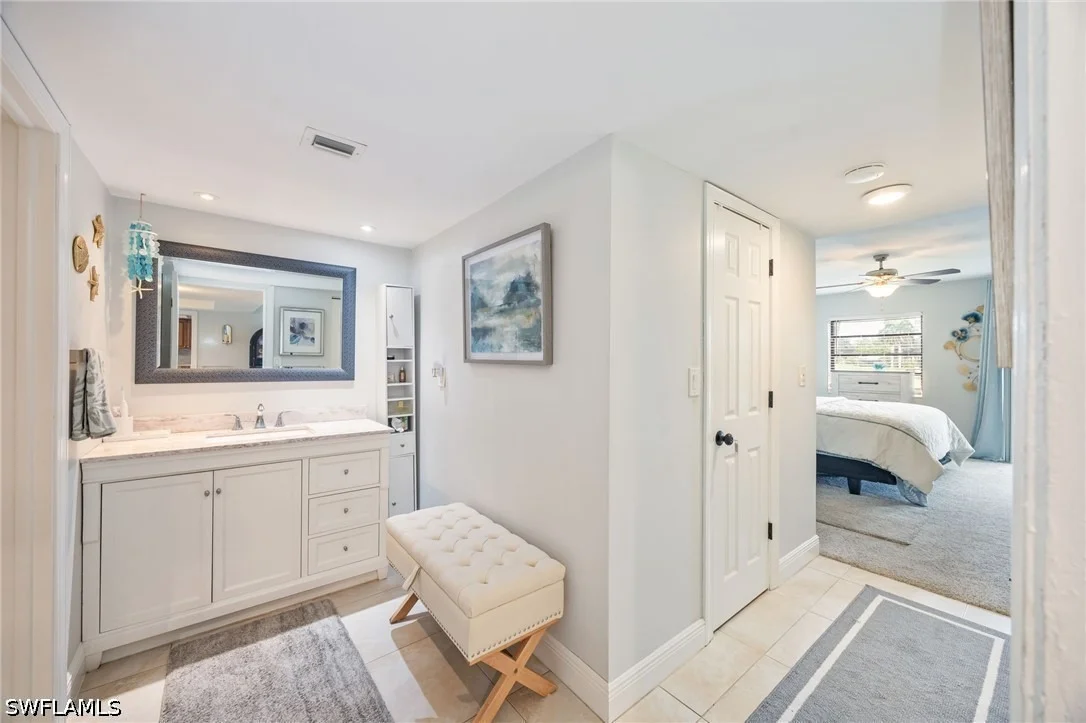 Photo of Unit 105 at 413 Augusta Boulevard