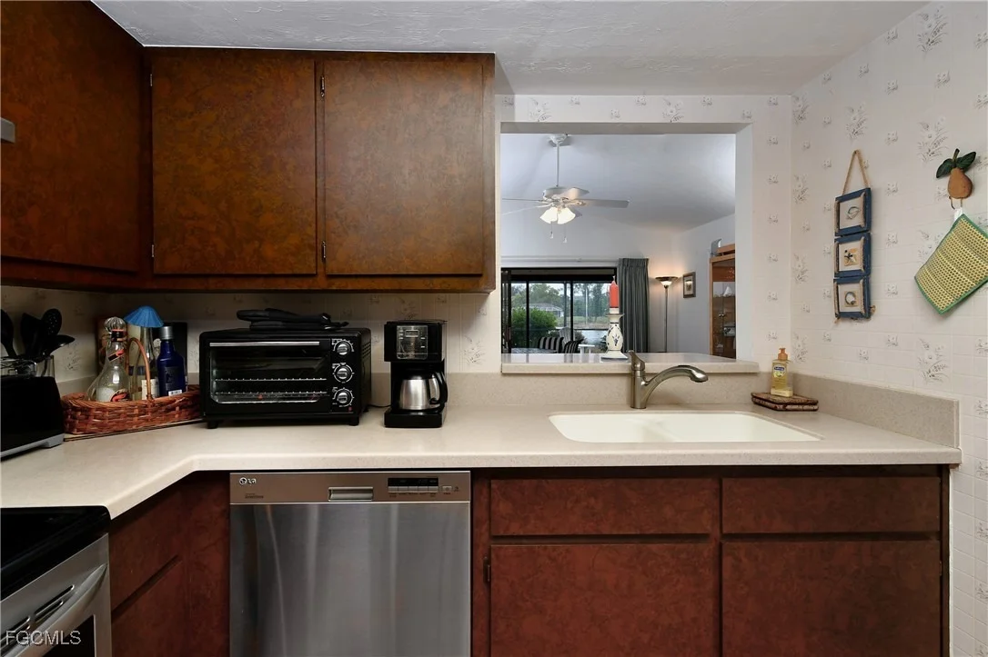 Photo of 506 Causeway Drive