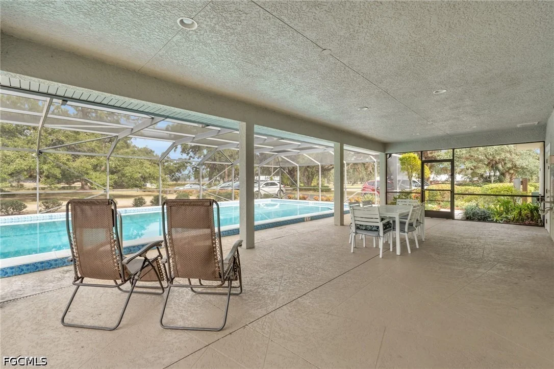 Photo of 1210 Riverbend Drive