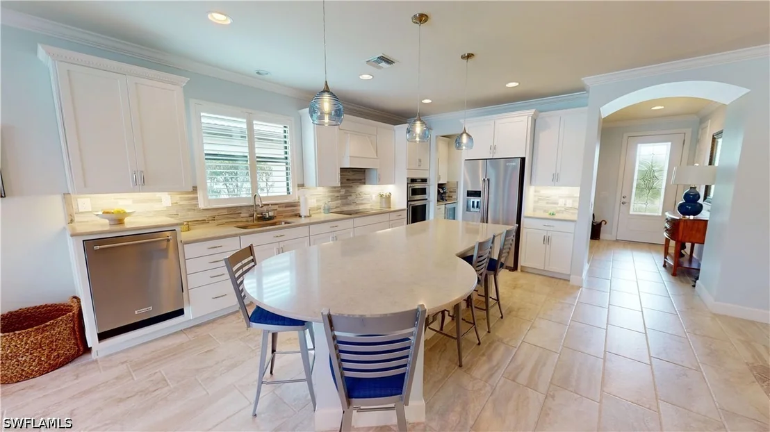 Photo of 6435 Rushmore Road